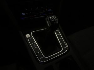 Volkswagen Passat Business 2.0 TDI 110kW (150CV)  - Foto 20