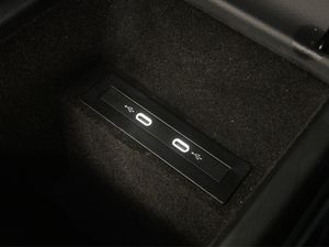 Volkswagen Passat Business 2.0 TDI 110kW (150CV)  - Foto 35