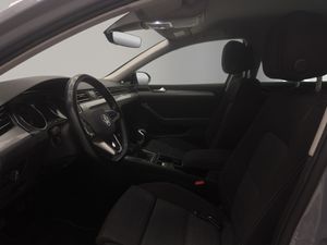 Volkswagen Passat Business 2.0 TDI 110kW (150CV)  - Foto 10