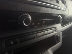 Peugeot Expert LONG DC ASPHALT L3  - Foto 24