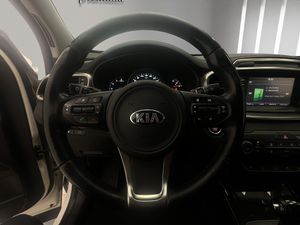 Kia Sorento 2.2 CRDi Emotion Auto 4x4  - Foto 11