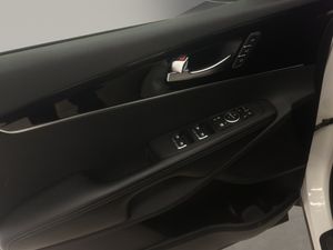 Kia Sorento 2.2 CRDi Emotion Auto 4x4  - Foto 13