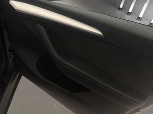 Tesla Model Y Gran Autonomía 4WD  - Foto 17