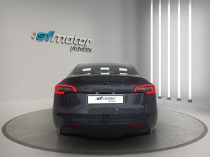 Tesla Model Y Gran Autonomía 4WD  - Foto 6