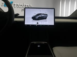 Tesla Model Y Gran Autonomía 4WD  - Foto 15