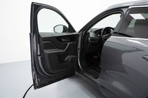 Jaguar F-Pace 2.0L i4D 132kW Prestige Auto  - Foto 36