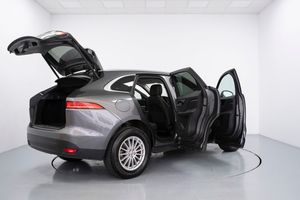 Jaguar F-Pace 2.0L i4D 132kW Prestige Auto  - Foto 10