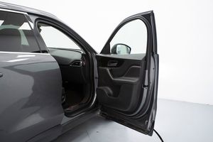 Jaguar F-Pace 2.0L i4D 132kW Prestige Auto  - Foto 31