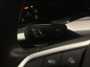 Volkswagen Golf 2.0 TDI 85kW (115CV)  - Foto 25