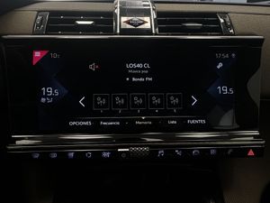 DS DS 7 Crossback BlueHDi DE 96kW (130CV) Auto. CHIC  - Foto 36