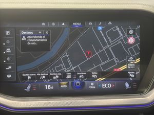 Volkswagen Touareg Hybrid 3.0 TSI 380 CV Tiptronic 8 vel.  - Foto 44