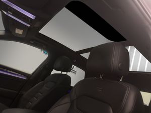 Volkswagen Touareg Hybrid 3.0 TSI 380 CV Tiptronic 8 vel.  - Foto 22