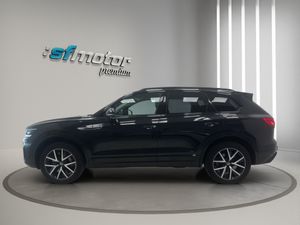 Volkswagen Touareg Hybrid 3.0 TSI 380 CV Tiptronic 8 vel.  - Foto 4