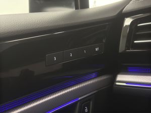 Volkswagen Touareg Hybrid 3.0 TSI 380 CV Tiptronic 8 vel.  - Foto 32