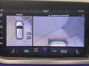 Volkswagen Touareg Hybrid 3.0 TSI 380 CV Tiptronic 8 vel.  - Foto 41