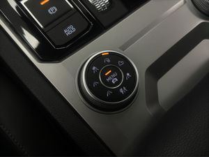 Volkswagen Touareg Hybrid 3.0 TSI 380 CV Tiptronic 8 vel.  - Foto 29