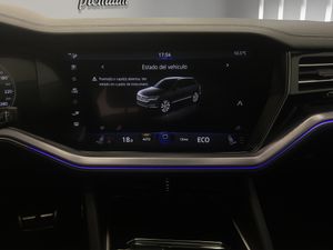 Volkswagen Touareg Hybrid 3.0 TSI 380 CV Tiptronic 8 vel.  - Foto 17