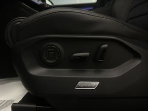 Volkswagen Touareg Hybrid 3.0 TSI 380 CV Tiptronic 8 vel.  - Foto 45