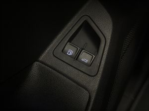 Volkswagen Touareg Hybrid 3.0 TSI 380 CV Tiptronic 8 vel.  - Foto 34