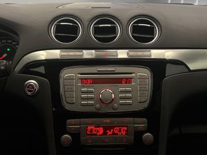 Ford S Max 2.0 TDCi 140cv Trend Auto  - Foto 17