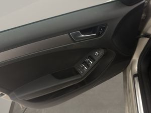 Audi A4 Avant 2.0 TDI 177cv multitronic  - Foto 13