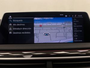 BMW Serie 7 745e  - Foto 36