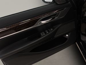 BMW Serie 7 745e  - Foto 13
