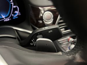 BMW Serie 7 745e  - Foto 29