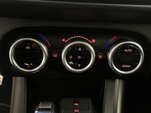 Alfa Romeo Giulietta 2.0 JTDm 150cv Distinctive  - Foto 29