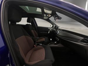 Alfa Romeo Giulietta 2.0 JTDm 150cv Distinctive  - Foto 18