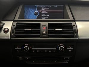 BMW X6 xDrive40d  - Foto 17