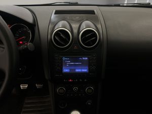 Nissan Qashqai 2.0 dCi TEKNA SPORT 18