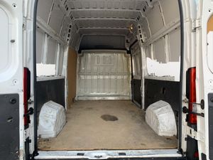 Peugeot Boxer 435 L3 H3  BLUEHDI 2.2 140CV START STOP  - Foto 20