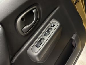 Suzuki Jimny 1.3 16V JLX  - Foto 26