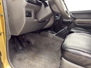 Suzuki Jimny 1.3 16V JLX  - Foto 25