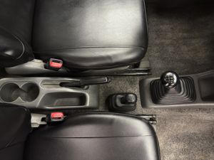 Suzuki Jimny 1.3 16V JLX  - Foto 31