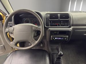 Suzuki Jimny 1.3 16V JLX  - Foto 15