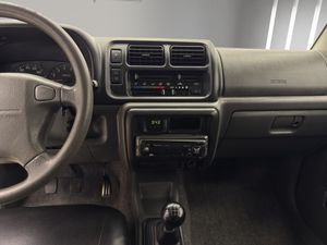 Suzuki Jimny 1.3 16V JLX  - Foto 16