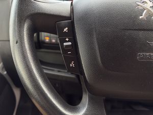 Peugeot Boxer 335 LWB DSL  - Foto 30