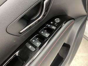 Hyundai Tucson 1.6 TGDI 169kW HEV Tecno Sky Auto Todoterreno  - Foto 24