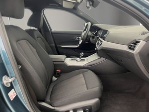 BMW Serie 3 330d Auto. HIBRIDO  - Foto 19