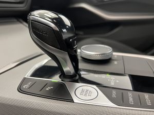 BMW Serie 3 330d Auto. HIBRIDO  - Foto 54