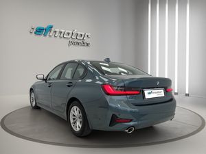 BMW Serie 3 330d Auto. HIBRIDO  - Foto 5