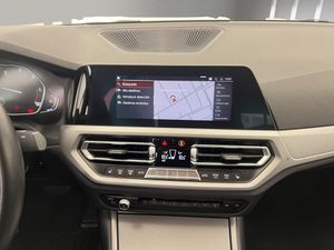 BMW Serie 3 330d Auto. HIBRIDO  - Foto 17