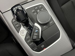 BMW Serie 3 330d Auto. HIBRIDO  - Foto 24