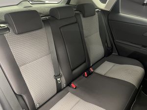 Toyota Auris 1.8 140H Hybrid Feel! Edition  - Foto 20