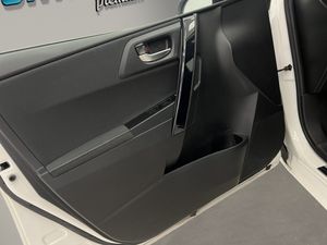 Toyota Auris 1.8 140H Hybrid Feel! Edition  - Foto 13