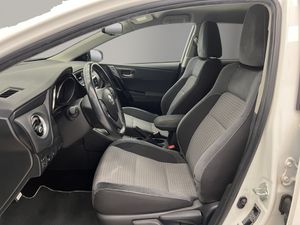 Toyota Auris 1.8 140H Hybrid Feel! Edition  - Foto 10