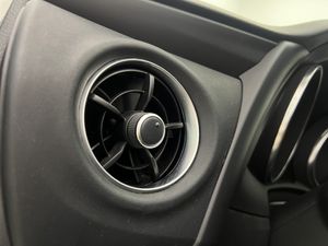 Toyota Auris 1.8 140H Hybrid Feel! Edition  - Foto 27