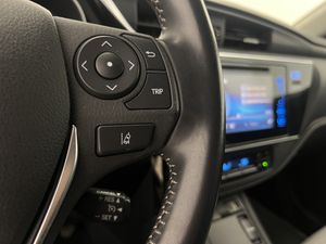 Toyota Auris 1.8 140H Hybrid Feel! Edition  - Foto 29